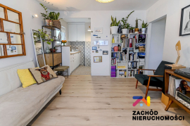 Atrakcyjna kawalerka z wydzieloną sypialnią